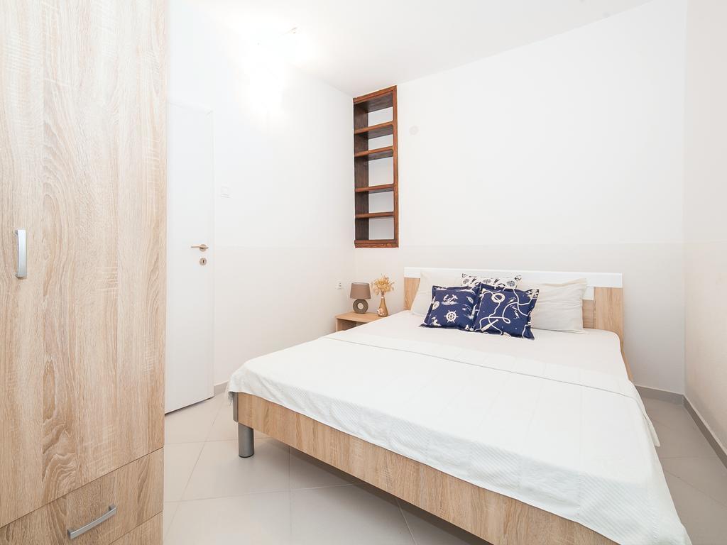 Apartments Elena Tivat Zewnętrze zdjęcie