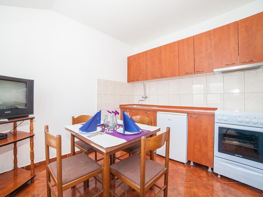 Apartments Elena Tivat Zewnętrze zdjęcie